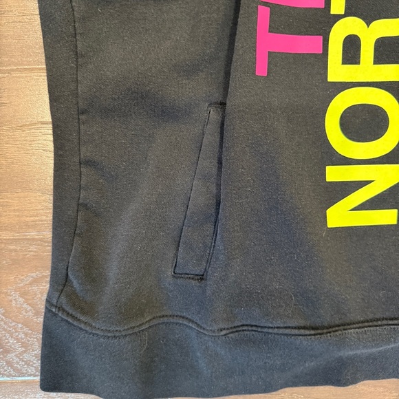 The North Face Neon Half Dome Pullover Hoodie – Women’s Large - Picture 6 of 9